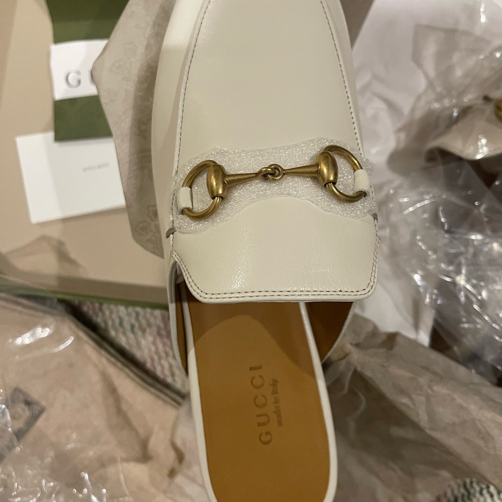 White Gucci Princetown leather slipper